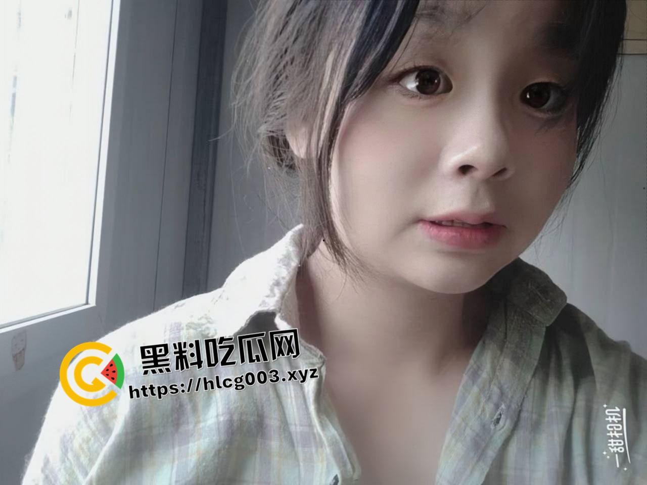 福建高中巨乳妹色诱老师 极品巨乳 珠圆玉润 自慰抠逼视频发给老师被曝光  第4张