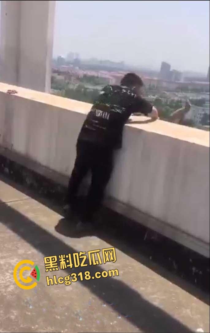 天台刺激拍照翻车，装逼坠楼，推人入狱，判个死刑还是判个无期呢？  第6张