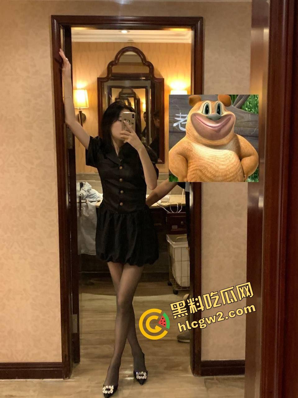 咸宁城市便捷酒店前台小姐『罗怡宁』大哥包养而辞职前台 口交舔屁眼！独家流出！  第1张