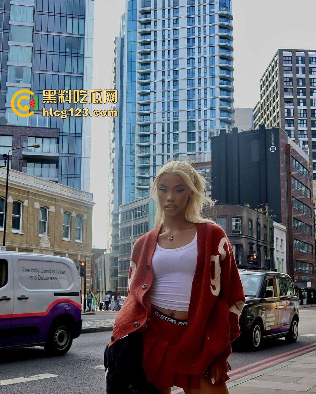 DJ Chelsea秀身材震撼全场，男友场外找妹大秀高难度姿势，黑人体力太猛了！  第6张