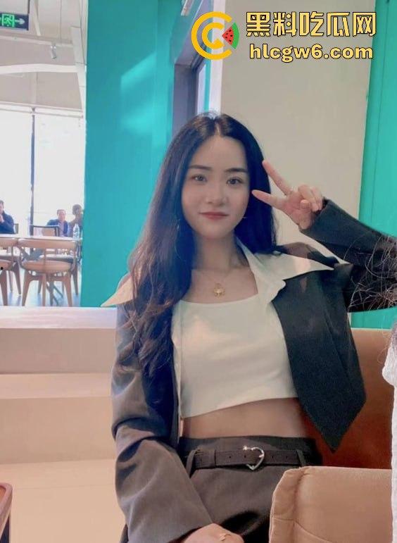 江苏绿帽癖朋友笔记本意外曝光私密性爱视频！老婆在床上大尺度回应他换人也行，朋友关系铁到不知如何下手！  第2张