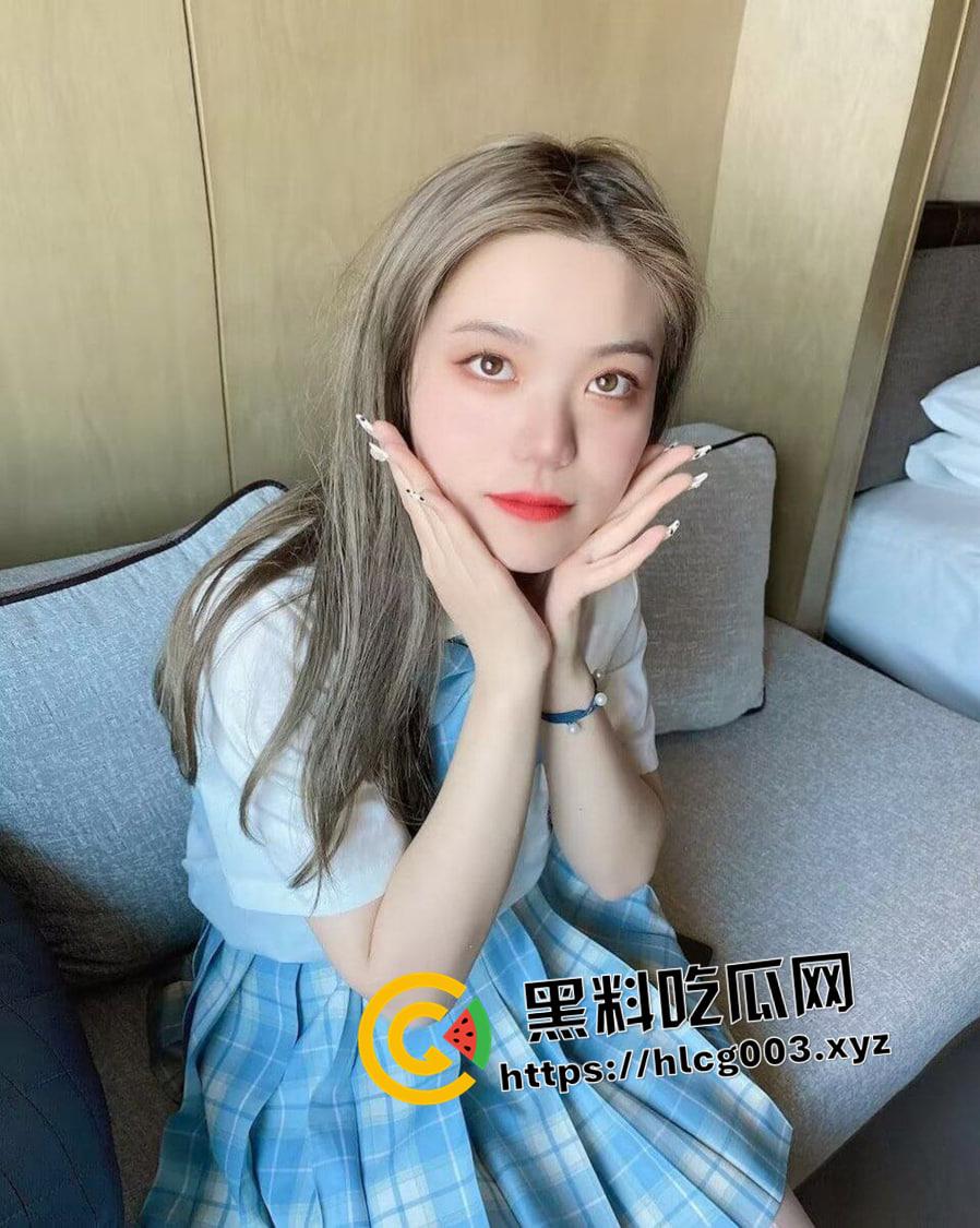 河南富士康事业部反差婊 公司内知名公交车 淫乱性生活骚女人 和领导打炮还主动要求拍视频  私密内容流出 第3张