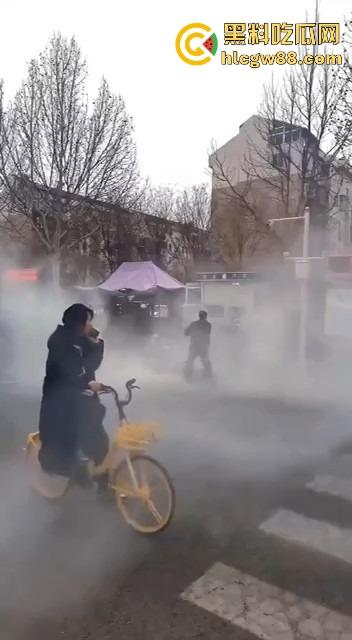 河北工业大学惊天血案，博士生不堪压榨持刀砍导师，门外爆发激烈冲突，学术奴役把人逼疯了！  第3张