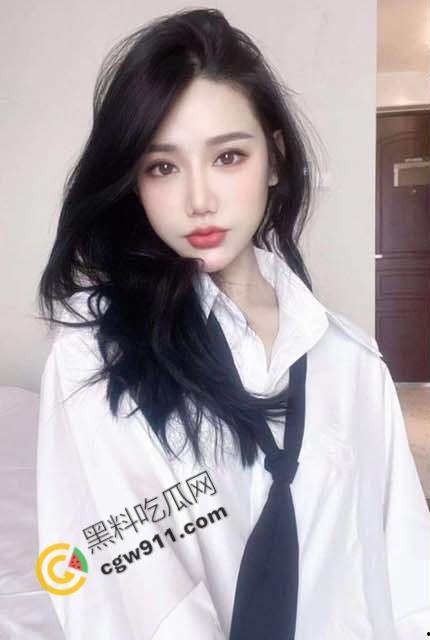 海角大神爆操姐姐！趁姐姐洗碗的时候，洗碗间隙，偷偷爆操，姐姐承欢，炽情爆操只为极致愉悦  第1张