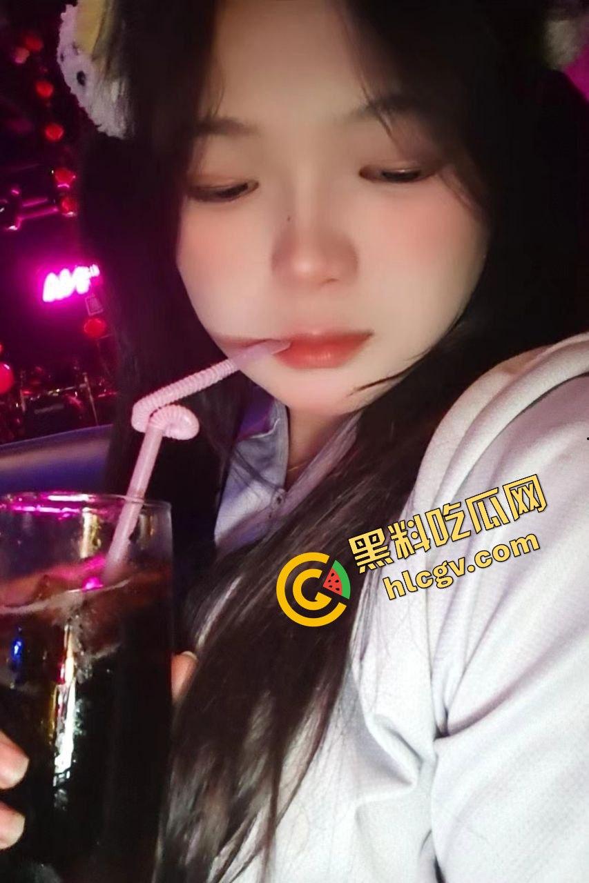 江西艺术职业学院小骚货【林舟漪】大一就在酒吧乱混 和混混开房做爱！独家曝光流出！  第5张