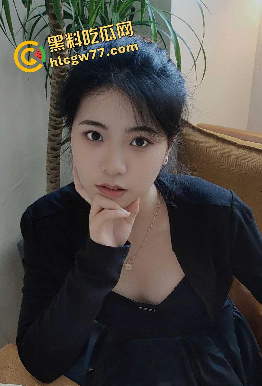 南宁甜美女老师【柳林依】白天教书育人，晚上换粉嫩穿搭被炮友操到嗷嗷叫，反差骚货天花板！  第6张