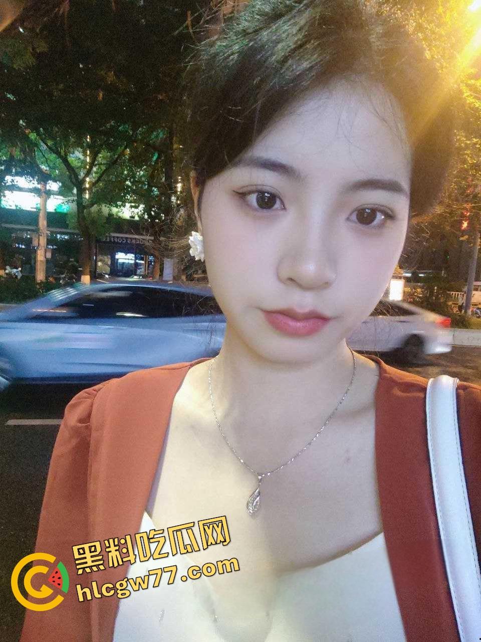 南宁甜美女老师【柳林依】白天教书育人，晚上换粉嫩穿搭被炮友操到嗷嗷叫，反差骚货天花板！  第10张