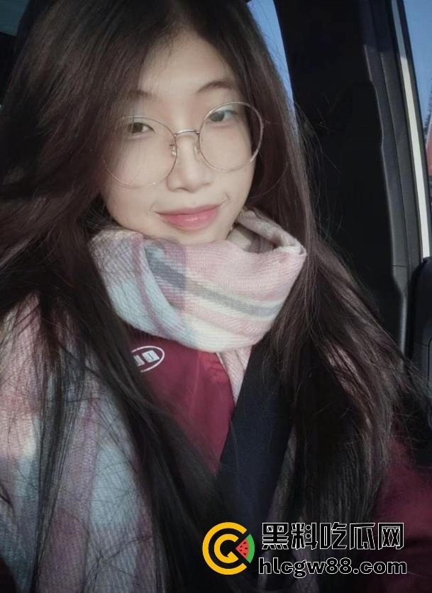 烟台大学【杨倩雪】高学历母狗镀金上床，私下勾引男同事疯狂开房，还主动爬上老领导的床！  第4张