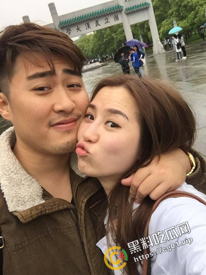 台湾国立武汉大学 学生情侣性爱自拍泄密流出 清纯的外表下隐藏着骚动的心  第1张