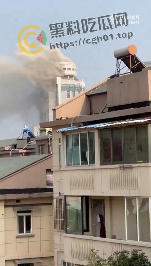 惊天大瓜！张家港市政府被炸 犯人【袁剑虹】留信要求严惩贪官  被封禁视频流出 第4张