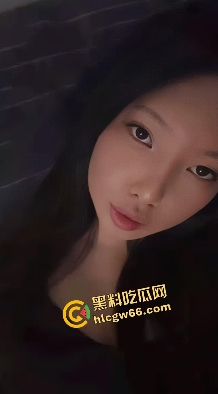 深圳『王欣茹』认识不到一周就约炮的留学母狗，操了一晚射不出来就射晨勃那一发，这逼有点假？  第2张