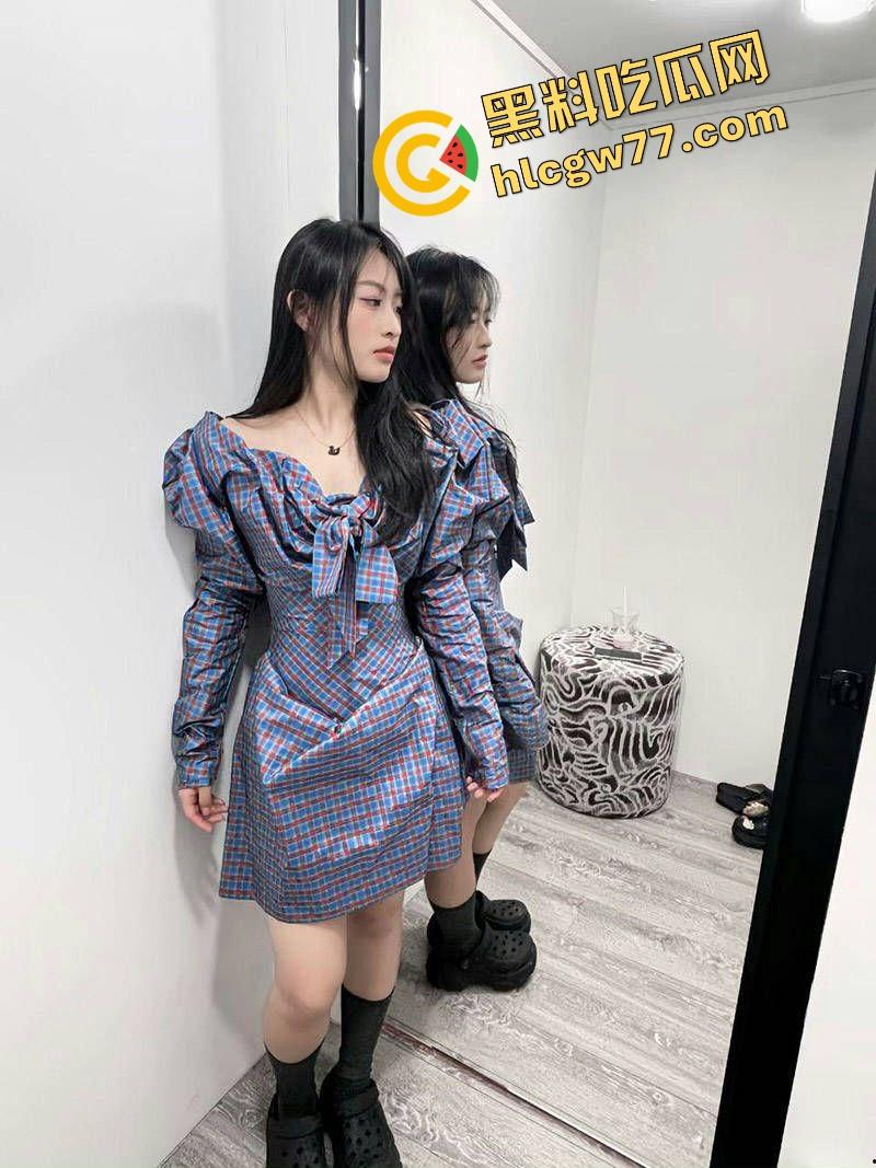 舔狗追了俩学期，她男友早就用手机拍完炮片，无锡职院校花【方诗蕊】的清纯滤镜碎成渣！  第7张