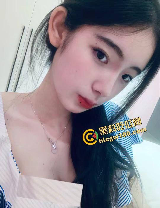 广东湛江反差人妻骚母狗【田芊羽】肉便器深喉吸鸡，大白臀全自动榨精后入！独家曝光流出！  第3张