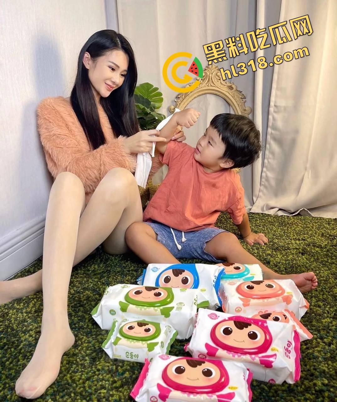 重庆34岁保姆『刘晓琳』带娃做饭都不算啥，黑丝肉丝做爱play姿势花样百出，熟妇味把人拿捏了！  第3张