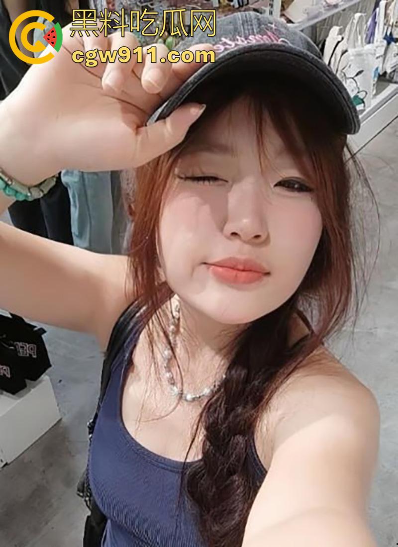 浙江绍兴文理学院，00后超嫩学妹【王思雨】，背着男友和体育生裸聊，结果被渣男曝光不雅视频！  第1张