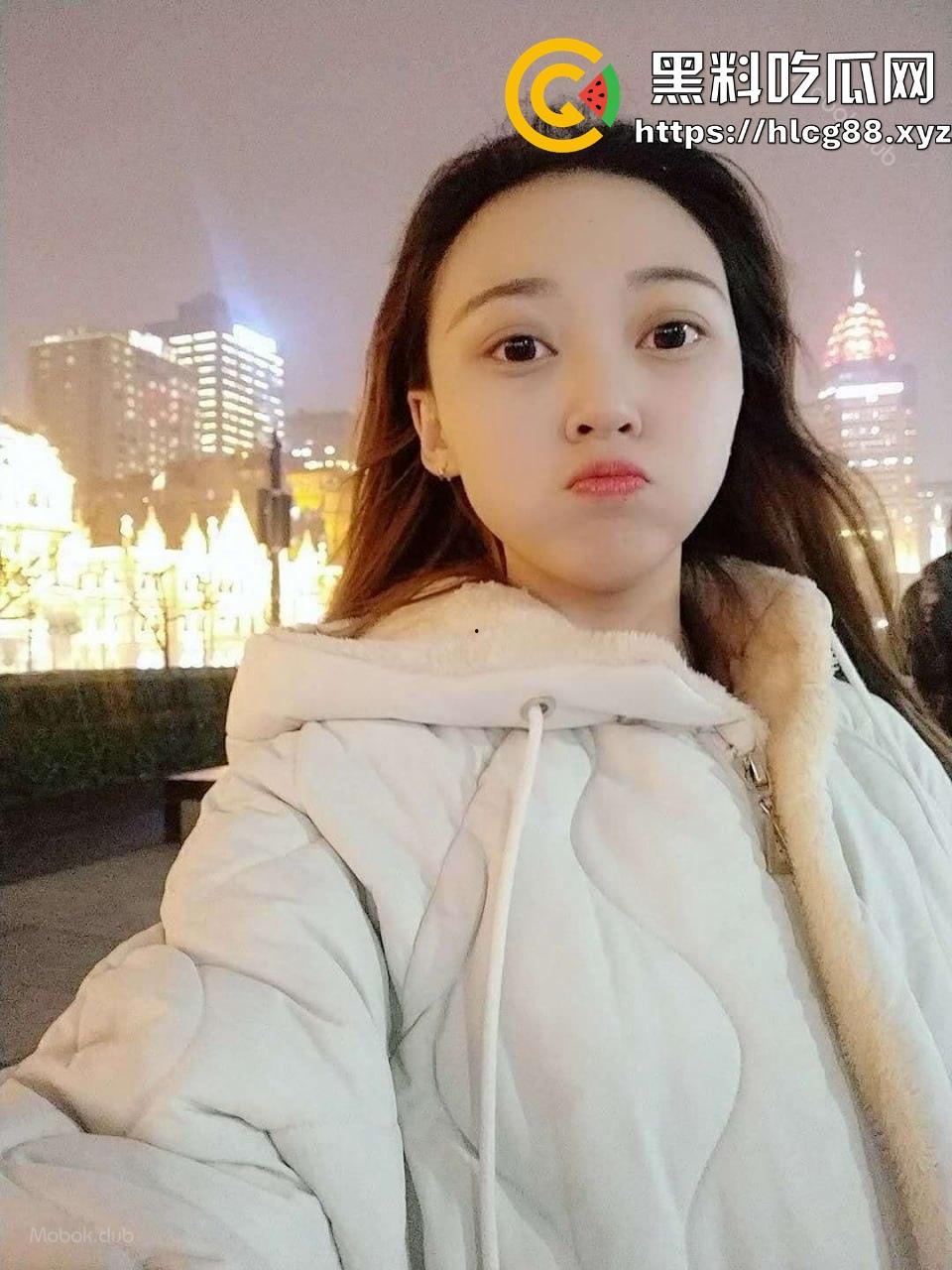 物流管理大二骚货【耿毕雯】开学就踹男友，渣男咽不下这口气，直接甩出吃鸡视频，得不到就毁人！  第2张