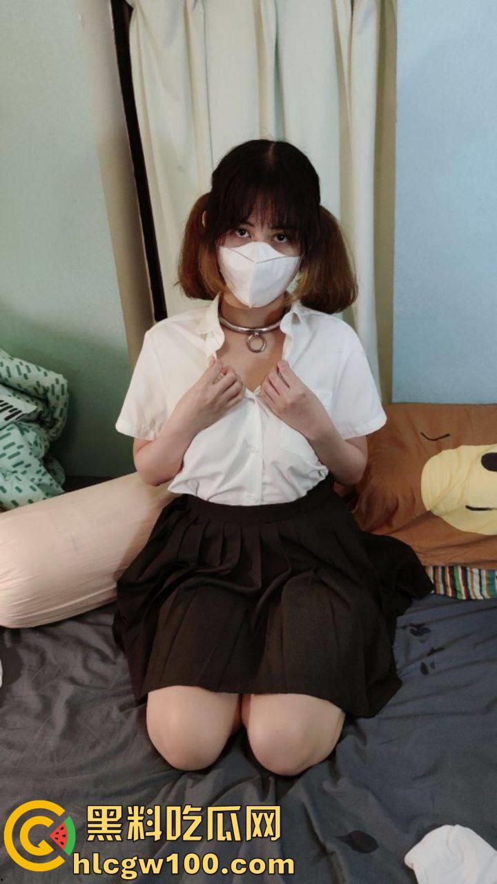 调教极品白虎小萝莉，后入嫩穴淫水直流，肛塞炮机玩弄屁眼把妹子都搞哭了  第1张