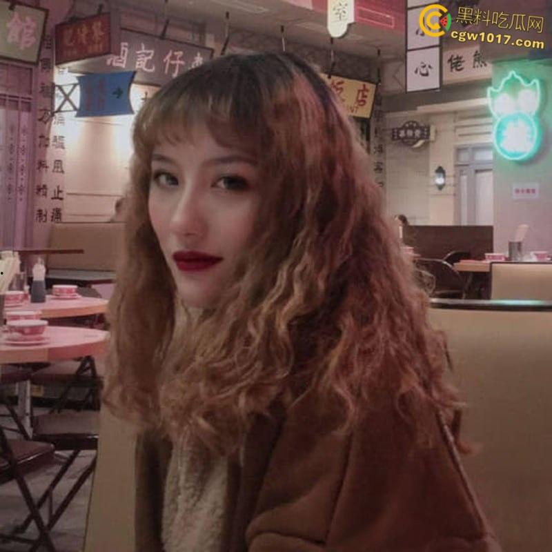 哈尔滨师范大学【汪沐妍】 高颜值女神被男友无套爆操，骚穴汁液四溅，女上骑乘后入猛干淫叫连连！  第5张