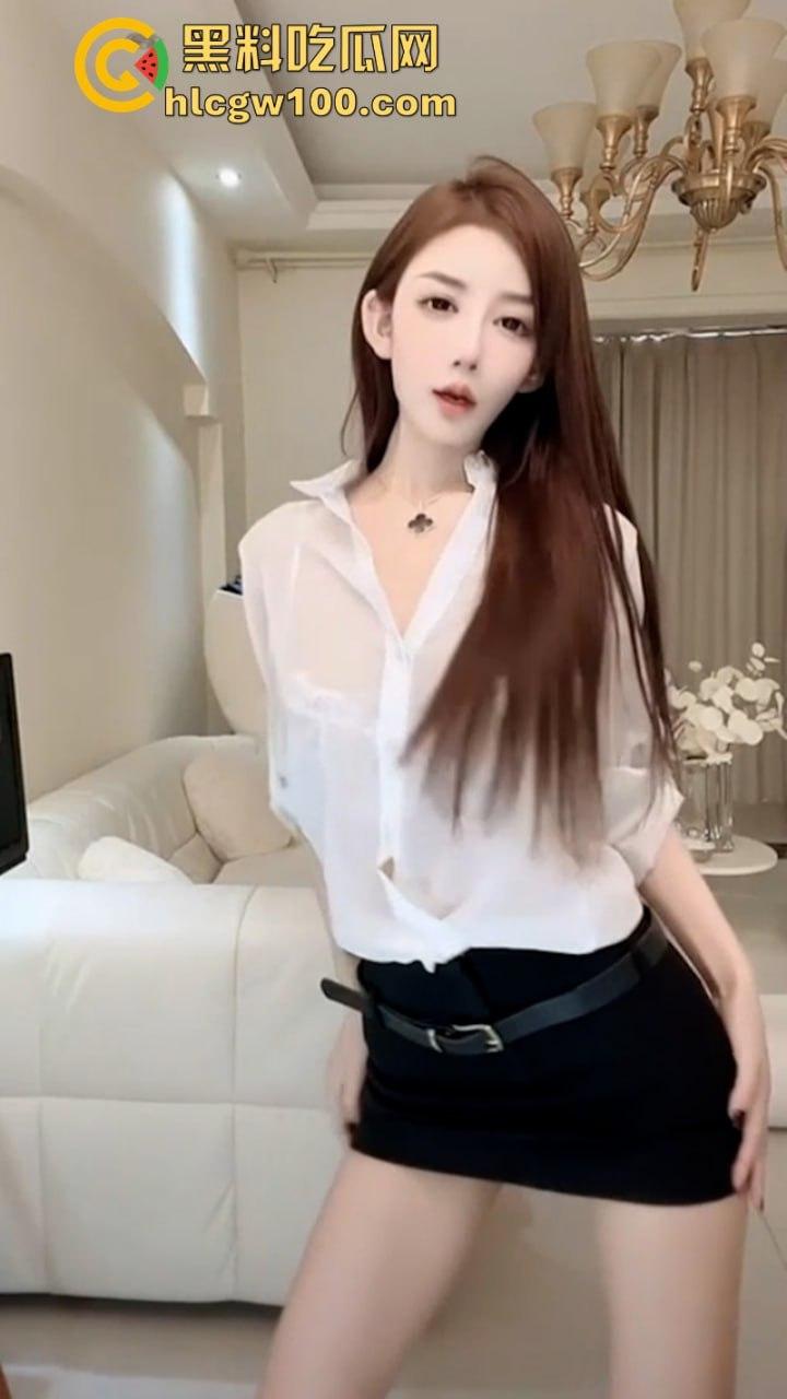 快手女主播【孙妮】近50万的色狼粉丝 应求更新性感热舞 金主定制版！  第5张