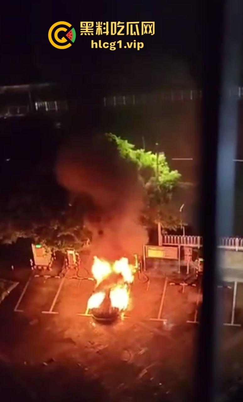 炸翻了！充电时发生严重爆炸 但极氪001 零自燃记录意外保持住了？  第4张