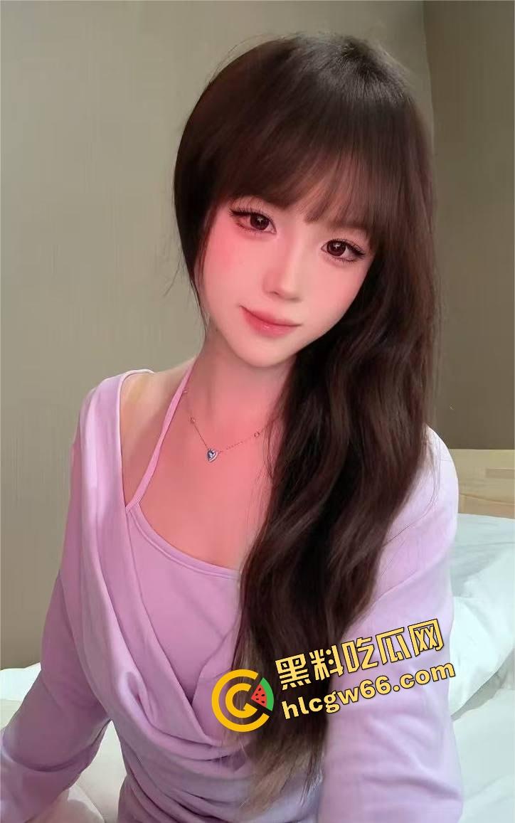 四川通江白虎骚婊『肖秋柔』电竞酒店猛操现场曝光，后入狂干一小时，小穴水多活儿贼骚！  第1张