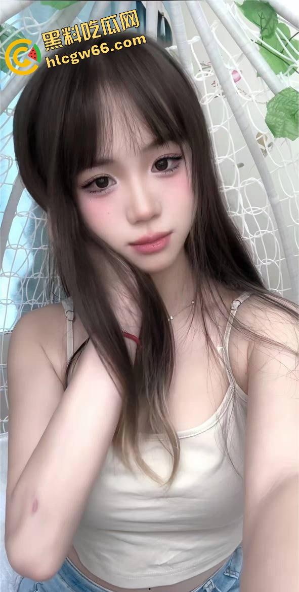 四川通江白虎骚婊『肖秋柔』电竞酒店猛操现场曝光，后入狂干一小时，小穴水多活儿贼骚！  第6张