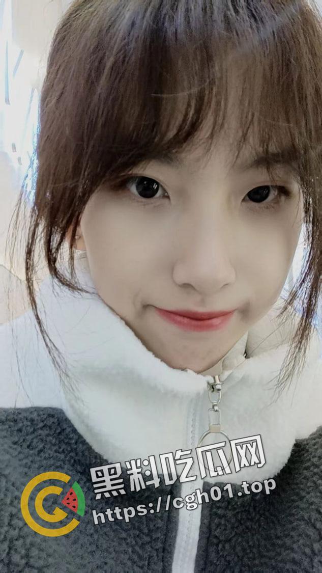 烟台理工学院母狗【安兆晨】反差婊装清高 叫声又浪又骚 自慰揉奶子勾引男人视频被流出  第3张