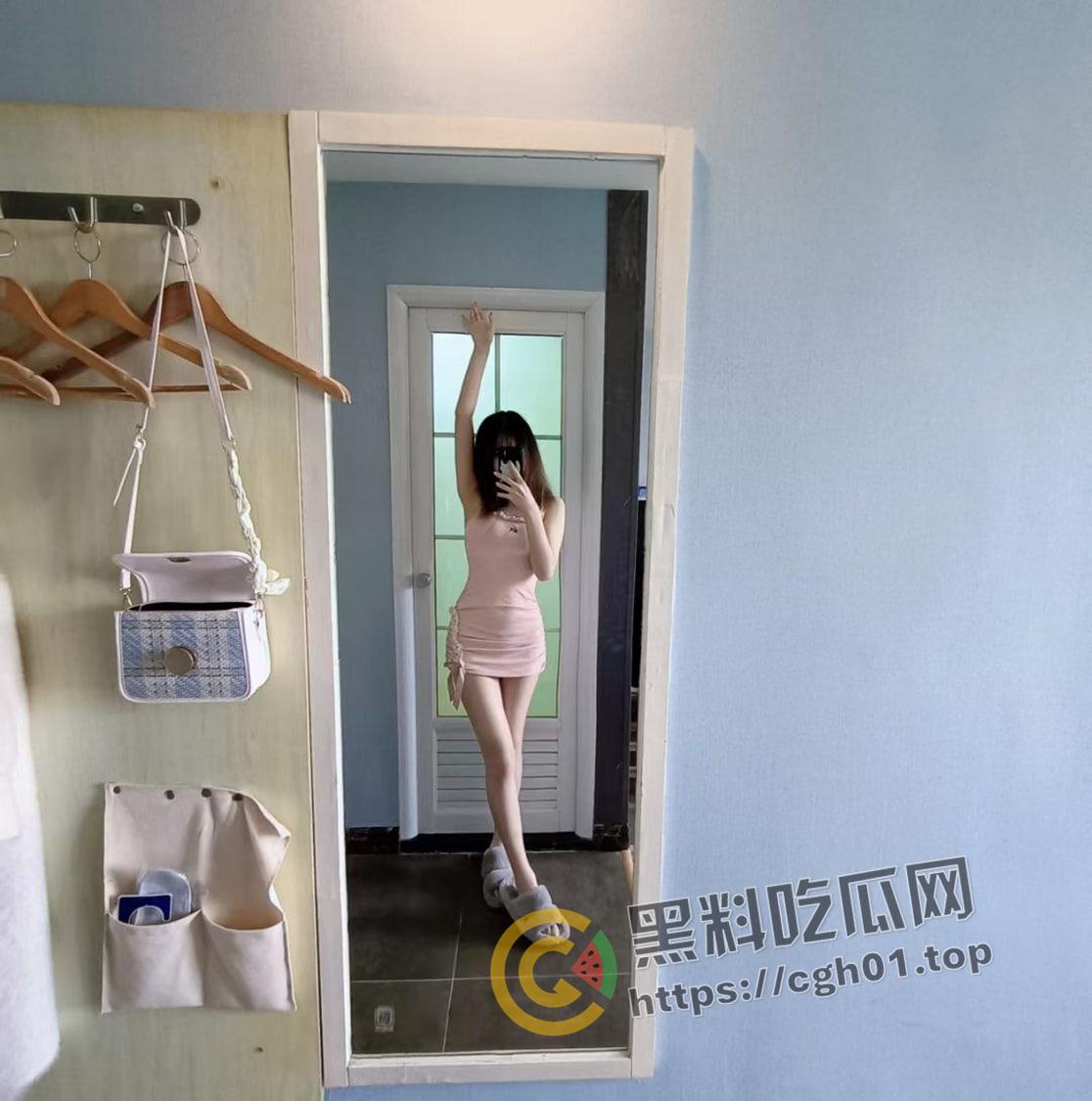 烟台理工学院母狗【安兆晨】反差婊装清高 叫声又浪又骚 自慰揉奶子勾引男人视频被流出  第21张