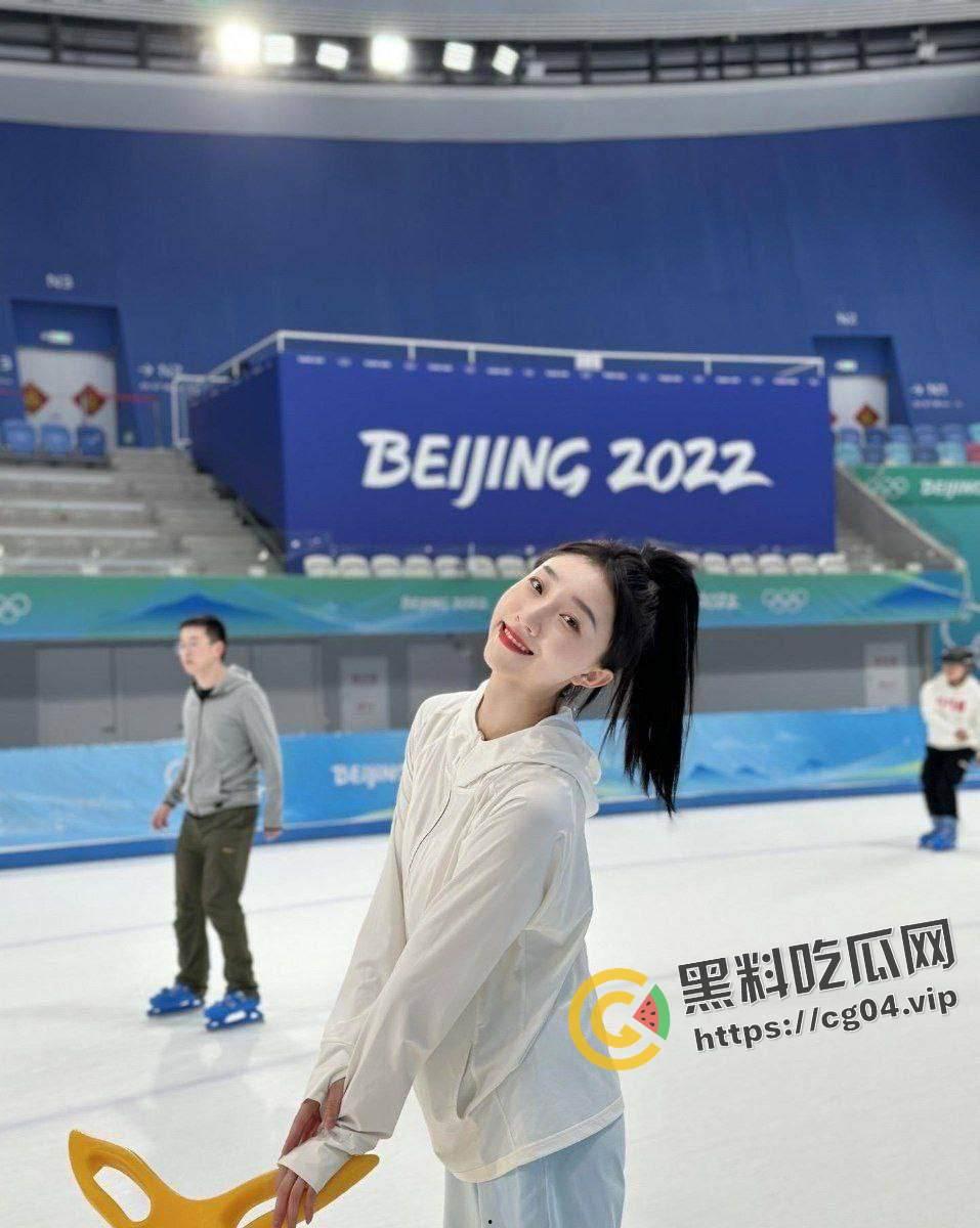 北京邮电大学校花 【曾媛】 反差婊视频曝光 每天都要舔蛋蛋  第1张