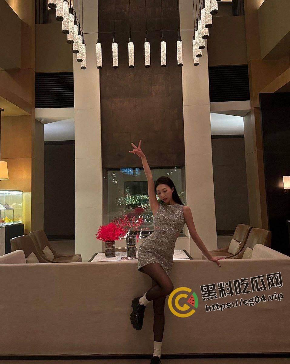 北京邮电大学校花 【曾媛】 反差婊视频曝光 每天都要舔蛋蛋  第5张