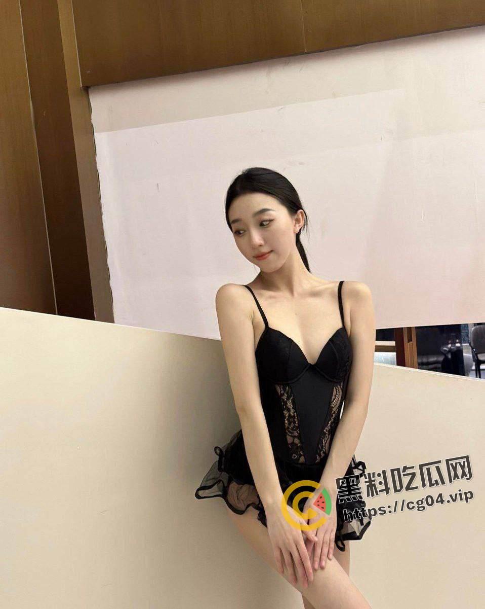 北京邮电大学校花 【曾媛】 反差婊视频曝光 每天都要舔蛋蛋  第6张