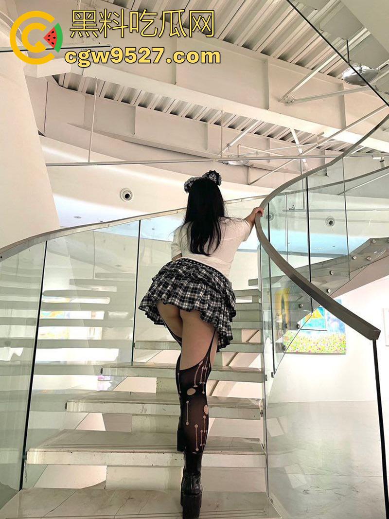 摄影师大神投稿,漫展认识的微胖女神,身材高挑丰乳肥臀,穿上诱人丝袜真是让人欲罢不能! 第8张 摄影师大神投稿,漫展认识的微胖女神,身材高挑丰乳肥臀,穿上诱人丝袜真是让人欲罢不能! 第8张