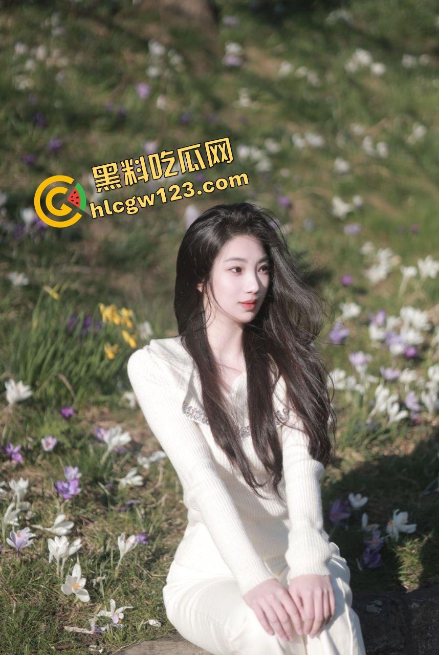 海角乱伦大神狂操干妈,口爆樱桃小嘴灌满浓精吞下,甜品蛋糕引诱后嫩逼猛抽,母子情深爽得狠! 第3张 海角乱伦大神狂操干妈,口爆樱桃小嘴灌满浓精吞下,甜品蛋糕引诱后嫩逼猛抽,母子情深爽得狠! 第3张