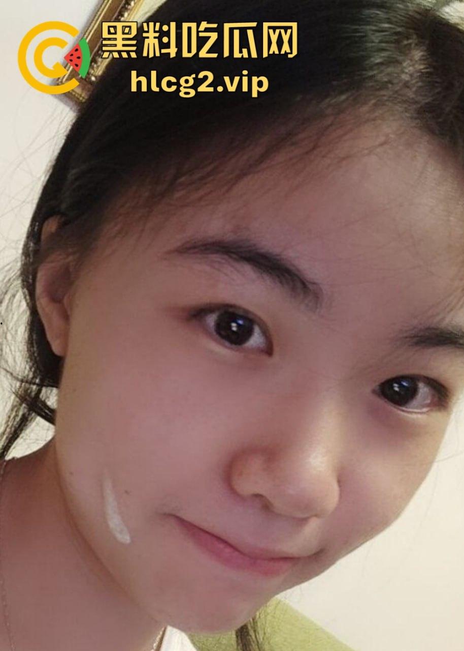 瓜友酒店爆操大二女友！白净蜜桃臀被后入猛干，直呼受不了，看得兄弟们都羡慕疯了！  第3张