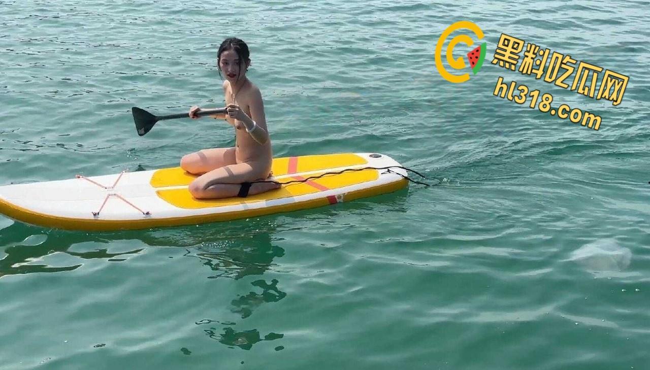 天气太热一道亮丽的风景线,极品气质美女裸体划船出游,给骚逼散散味,清凉一夏! 第7张 天气太热一道亮丽的风景线,极品气质美女裸体划船出游,给骚逼散散味,清凉一夏! 第7张