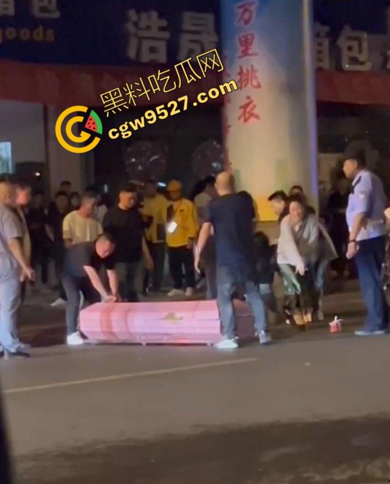 酒壮怂人胆?河北辛集醉酒的走路醉驾的开车,一个敢晃一个敢撞,硬是把命喝没了! 第2张 酒壮怂人胆?河北辛集醉酒的走路醉驾的开车,一个敢晃一个敢撞,硬是把命喝没了! 第2张