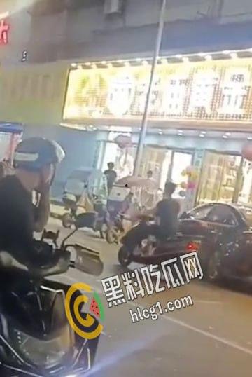 浙江慈溪市逍林镇 一男子持仿真玩具抢劫金店 得手后逃离 没过几个小时就被逮到了  第3张