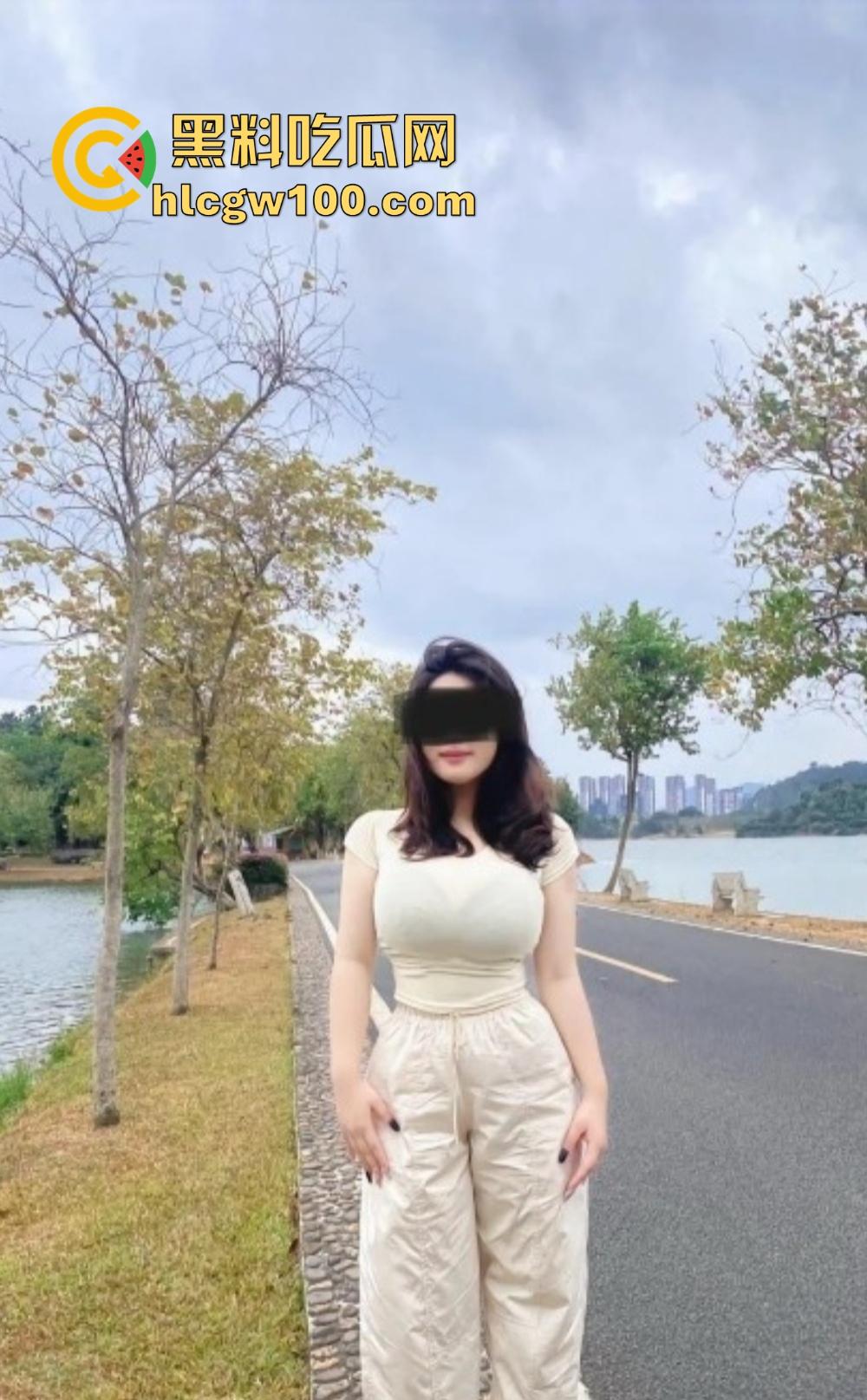 巨乳少妇30分钟狂欢,深喉后入掐脖子爆操,真是奶子即正义,全程摇摆奶子蜜桃臀! 第2张 巨乳少妇30分钟狂欢,深喉后入掐脖子爆操,真是奶子即正义,全程摇摆奶子蜜桃臀! 第2张