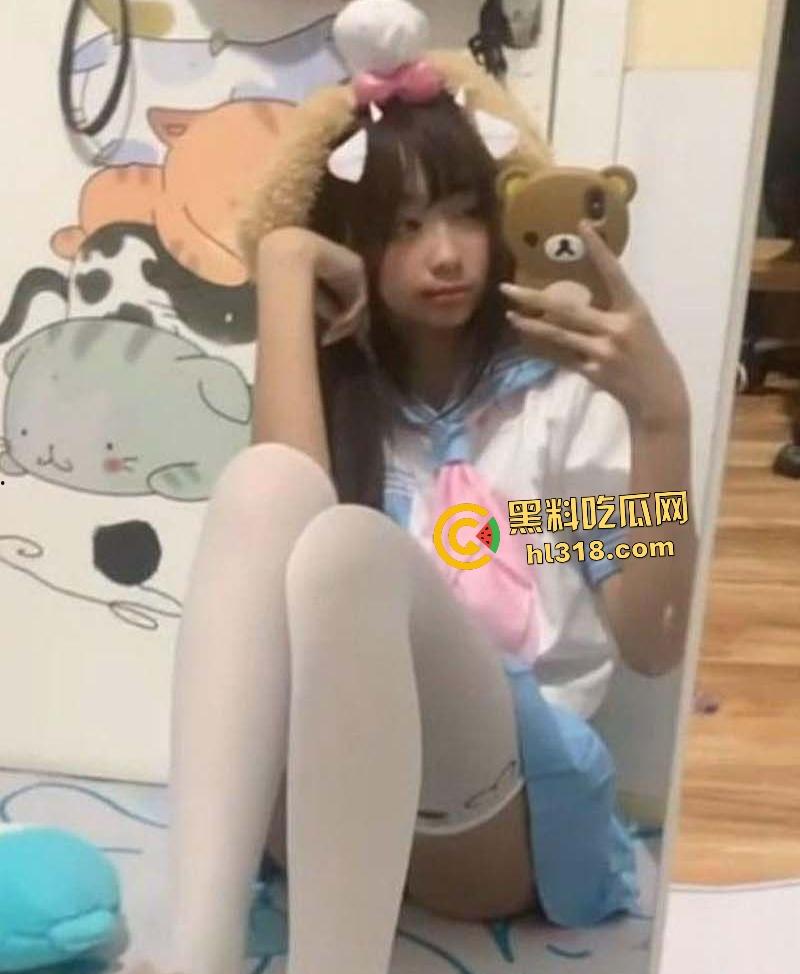 湖南长沙实验学校刘可欣自慰福利!JK制服化身金主小母狗,扣穴狂秀自己的洞有多么粉! 第1张 湖南长沙实验学校刘可欣自慰福利!JK制服化身金主小母狗,扣穴狂秀自己的洞有多么粉! 第1张