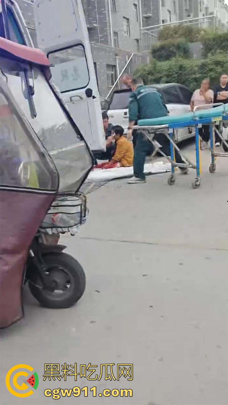 山东聊城老头怒捅邻居老太，两人早已私通，结果老太太又和别人好上了，大爷吃醋动了杀心，太刺激了！  第3张