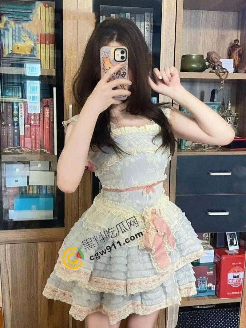 山西太原JK美少女【阮鑫圆】爆乳美臀,与男友疯狂翻云覆雨,肤白如雪娇躯颤抖,激情视频流出,欲望横流 第3张 山西太原JK美少女【阮鑫圆】爆乳美臀,与男友疯狂翻云覆雨,肤白如雪娇躯颤抖,激情视频流出,欲望横流 第3张