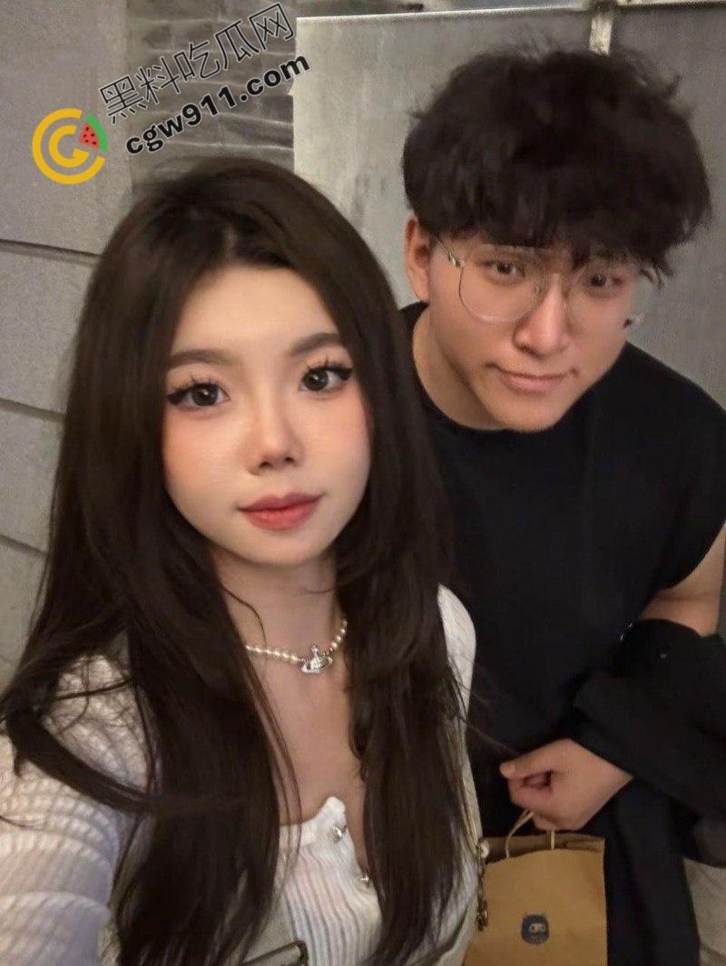 山西太原JK美少女【阮鑫圆】爆乳美臀,与男友疯狂翻云覆雨,肤白如雪娇躯颤抖,激情视频流出,欲望横流 第4张 山西太原JK美少女【阮鑫圆】爆乳美臀,与男友疯狂翻云覆雨,肤白如雪娇躯颤抖,激情视频流出,欲望横流 第4张