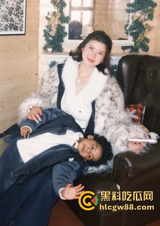 抖音媚黑网红余阿玖黑料翻车!婚前沉迷按摩店,被大黑屌无情爆操征服,早期淫乱史被扒出! 第8张 抖音媚黑网红余阿玖黑料翻车!婚前沉迷按摩店,被大黑屌无情爆操征服,早期淫乱史被扒出! 第8张