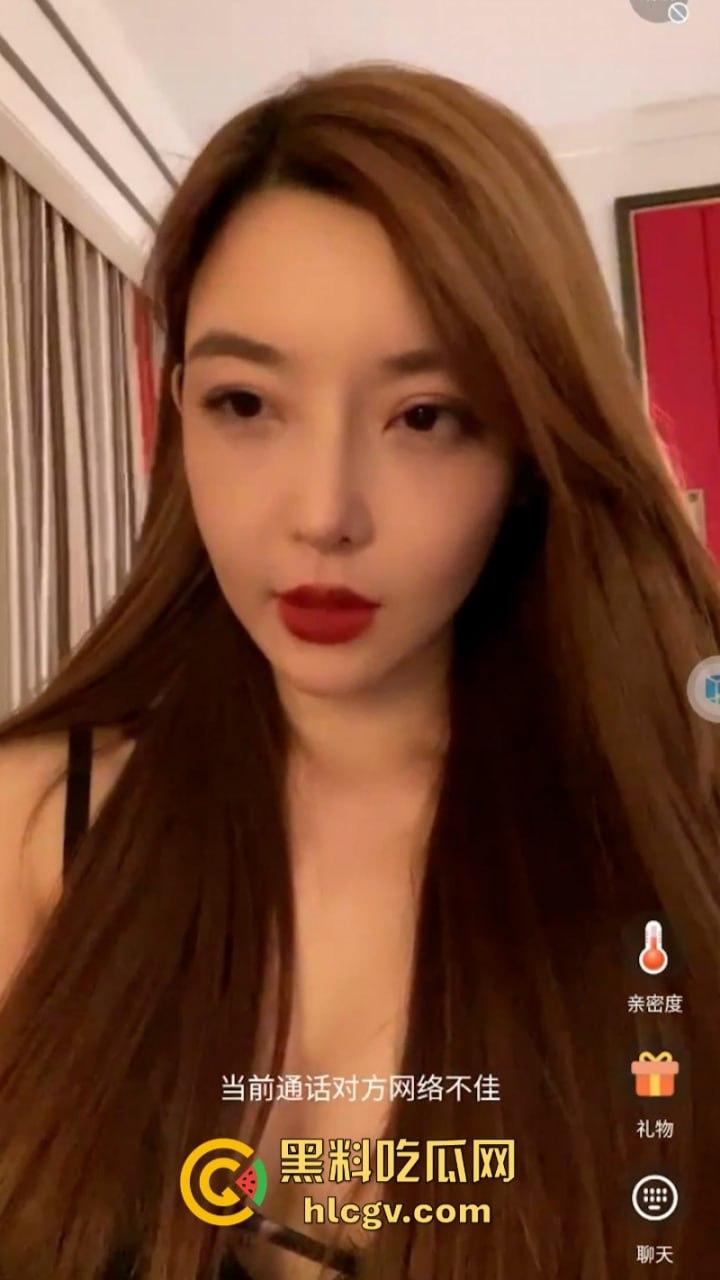 高端名媛【郑心蕾】高价福利视频实况转播 真实身份被扒 南昌大学女神竟是她 第1张 高端名媛【郑心蕾】高价福利视频实况转播 真实身份被扒 南昌大学女神竟是她 第1张