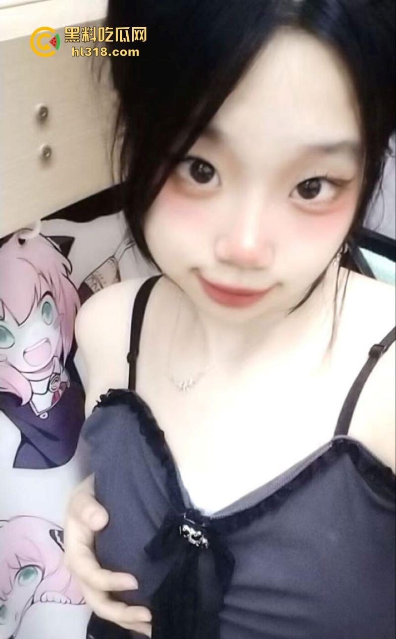 极品巨乳学生妹【林麓】网调视频曝光,背男友拍露脸自慰视频约炮金主,湿漉嫩逼与巨乳一览无余! 第15张 极品巨乳学生妹【林麓】网调视频曝光,背男友拍露脸自慰视频约炮金主,湿漉嫩逼与巨乳一览无余! 第15张