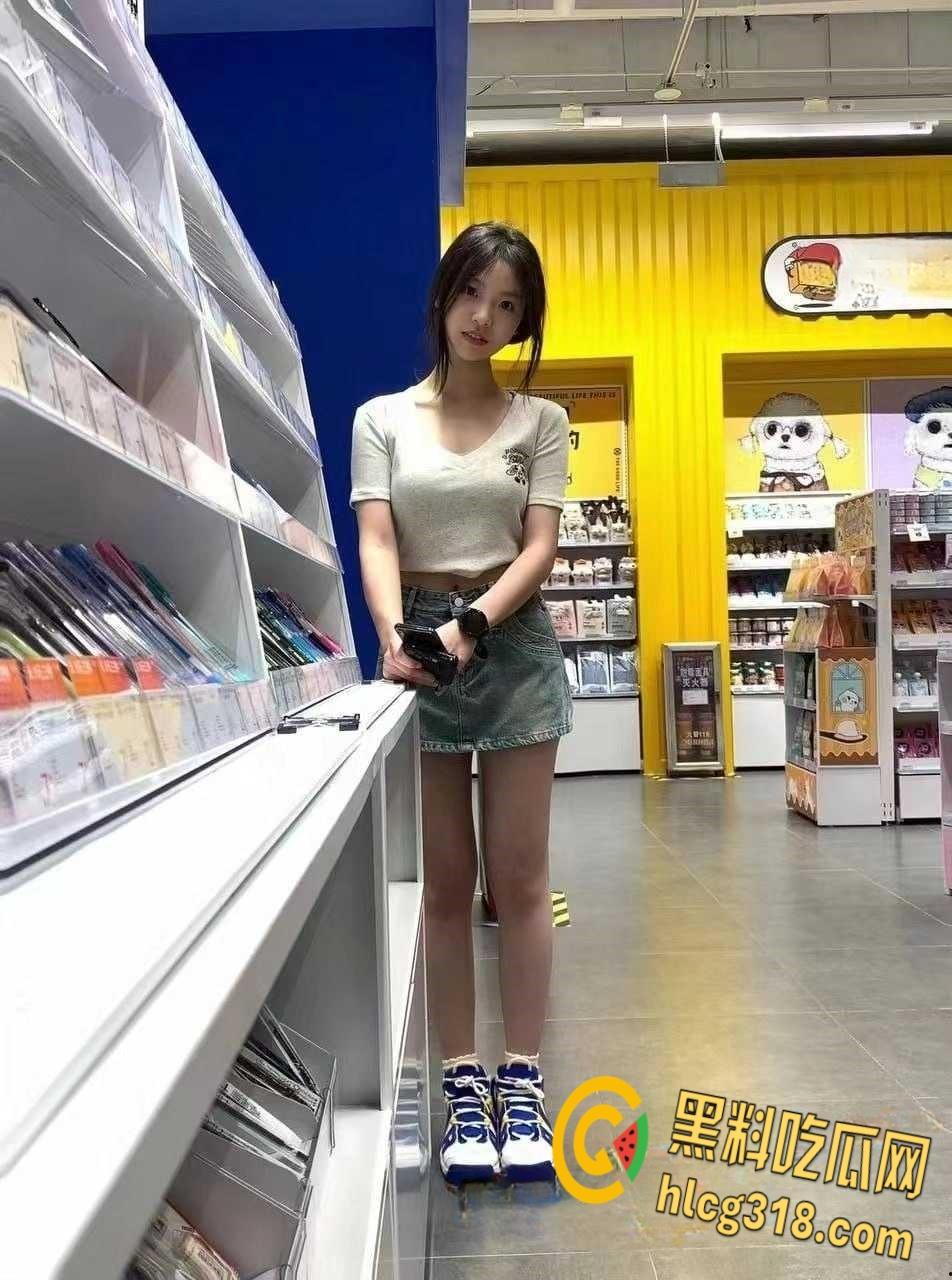 狼友嫖娼遇到十八岁湖南小妹,粉嫩酮体呻吟诱人,沙发后入一线天骚逼可见, 下海送逼只为给男友创业赚钱! 第5张 狼友嫖娼遇到十八岁湖南小妹,粉嫩酮体呻吟诱人,沙发后入一线天骚逼可见, 下海送逼只为给男友创业赚钱! 第5张