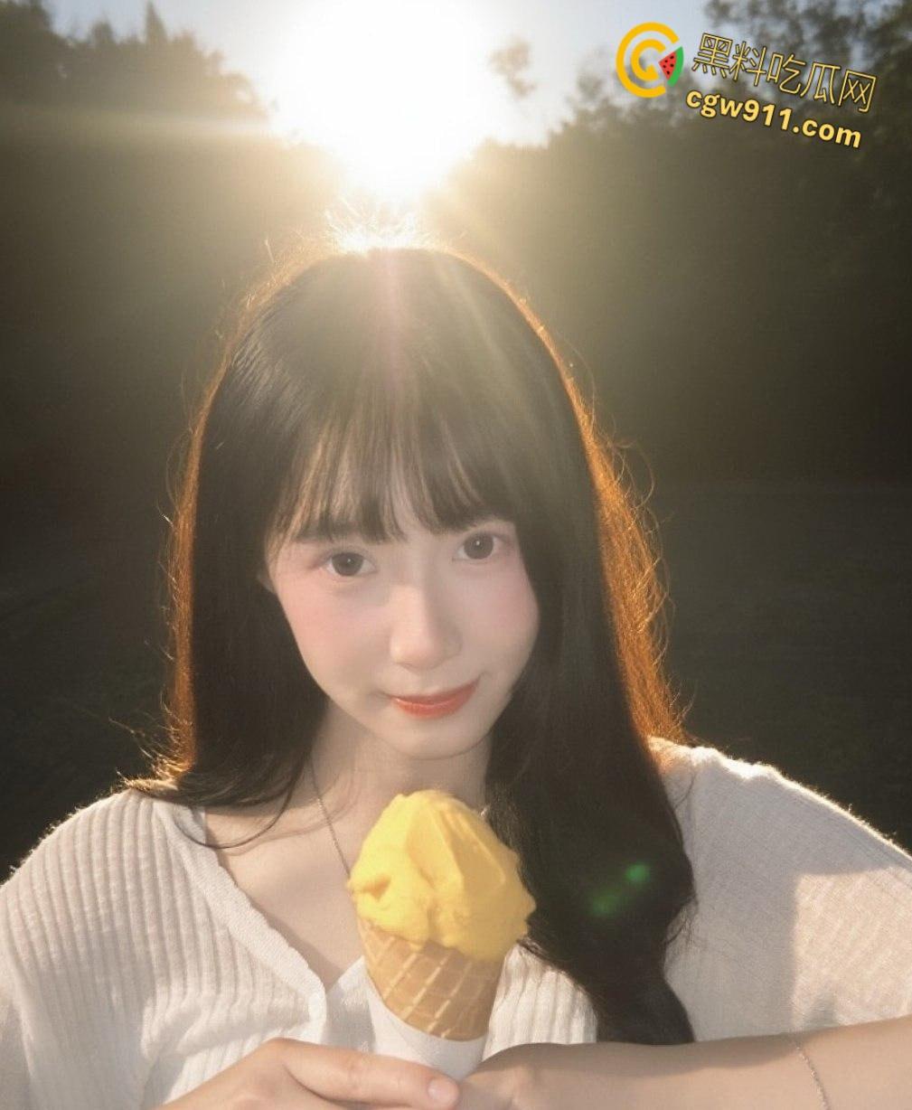 IG美妆博主【Catalina】,清纯嫩妹露脸自慰,白虎嫩穴被男友爆菊肛交,后入打桩淫水四溅 ! 第5张 IG美妆博主【Catalina】,清纯嫩妹露脸自慰,白虎嫩穴被男友爆菊肛交,后入打桩淫水四溅 ! 第5张