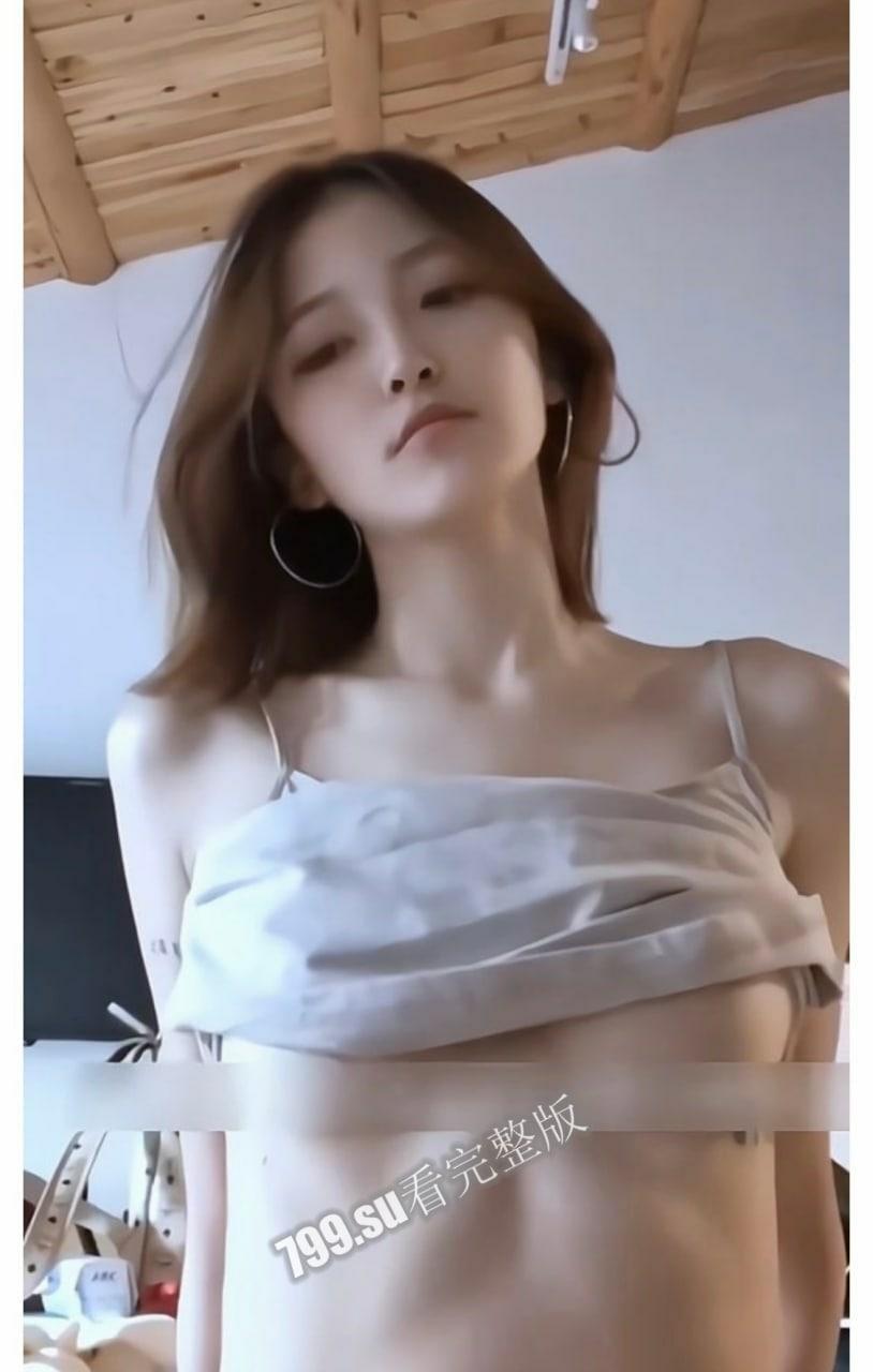 上海校花陈祎 上海师范大学 谢晋影视艺术学院 2015 级播音主持专业 性爱视频泄漏 表情极其销魂 第9张 上海校花陈祎 上海师范大学 谢晋影视艺术学院 2015 级播音主持专业 性爱视频泄漏 表情极其销魂 第9张