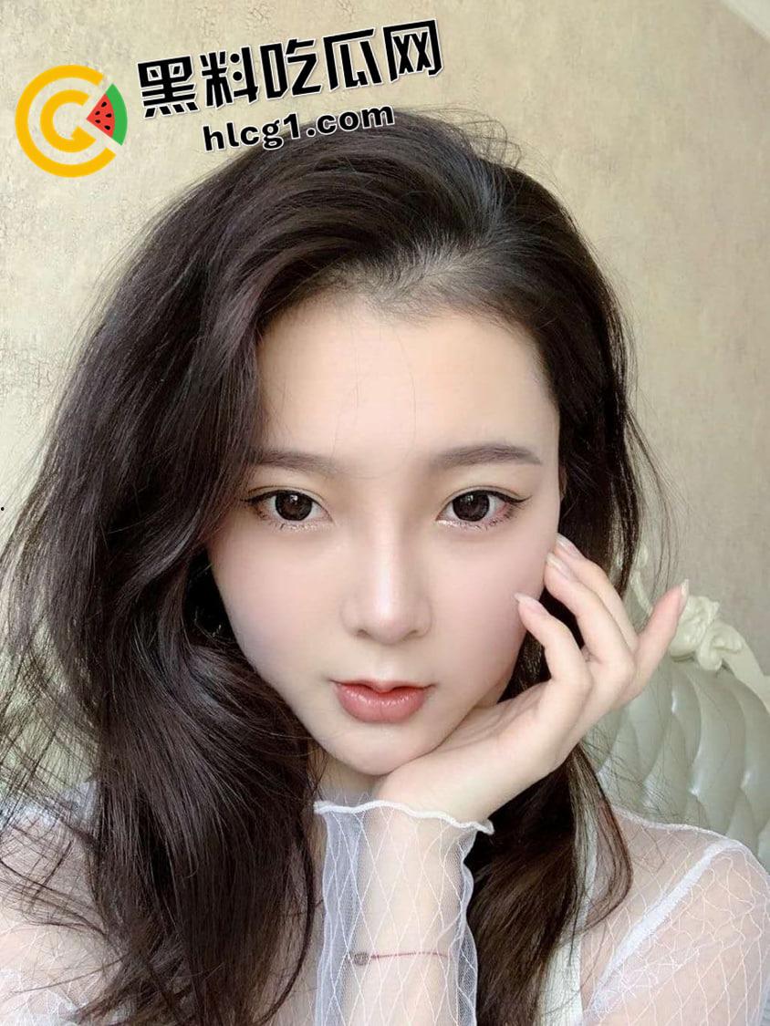 南京艺术学院芭蕾舞学姐 练功服长腿白丝榨精魅魔 口活一绝 私密视频流出  第1张