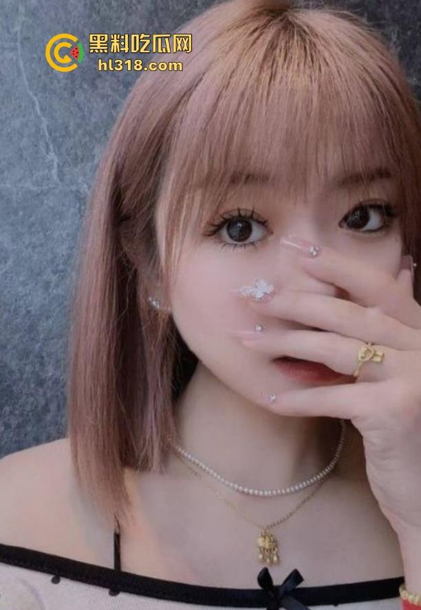 趁着家里没人,终于可以跟嫂子翻云覆雨一番,满足这饥渴已久的小骚货,高潮过后竟主动要求吞精! 第1张 趁着家里没人,终于可以跟嫂子翻云覆雨一番,满足这饥渴已久的小骚货,高潮过后竟主动要求吞精! 第1张